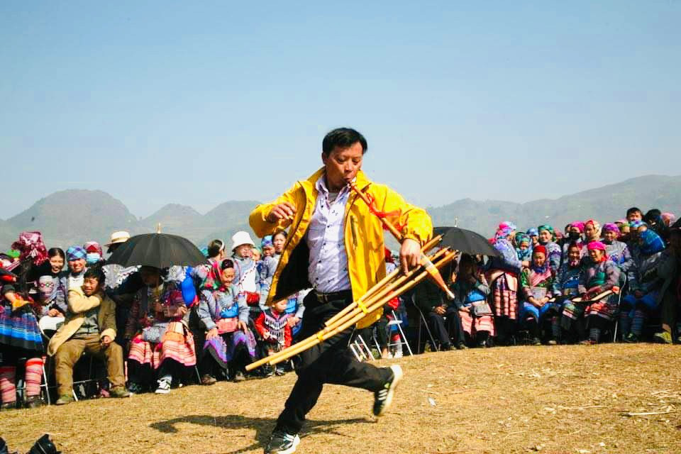 Các trai bản, thôn nữ sẽ có dịp khoe tài với các điệu múa sênh tiền, múa khèn truyền thống... Ảnh: Võ Tuấn Hùng. Các trai bản, thôn nữ sẽ có dịp khoe tài với các điệu múa sênh tiền, múa khèn truyền thống... Ảnh: Võ Tuấn Hùng.