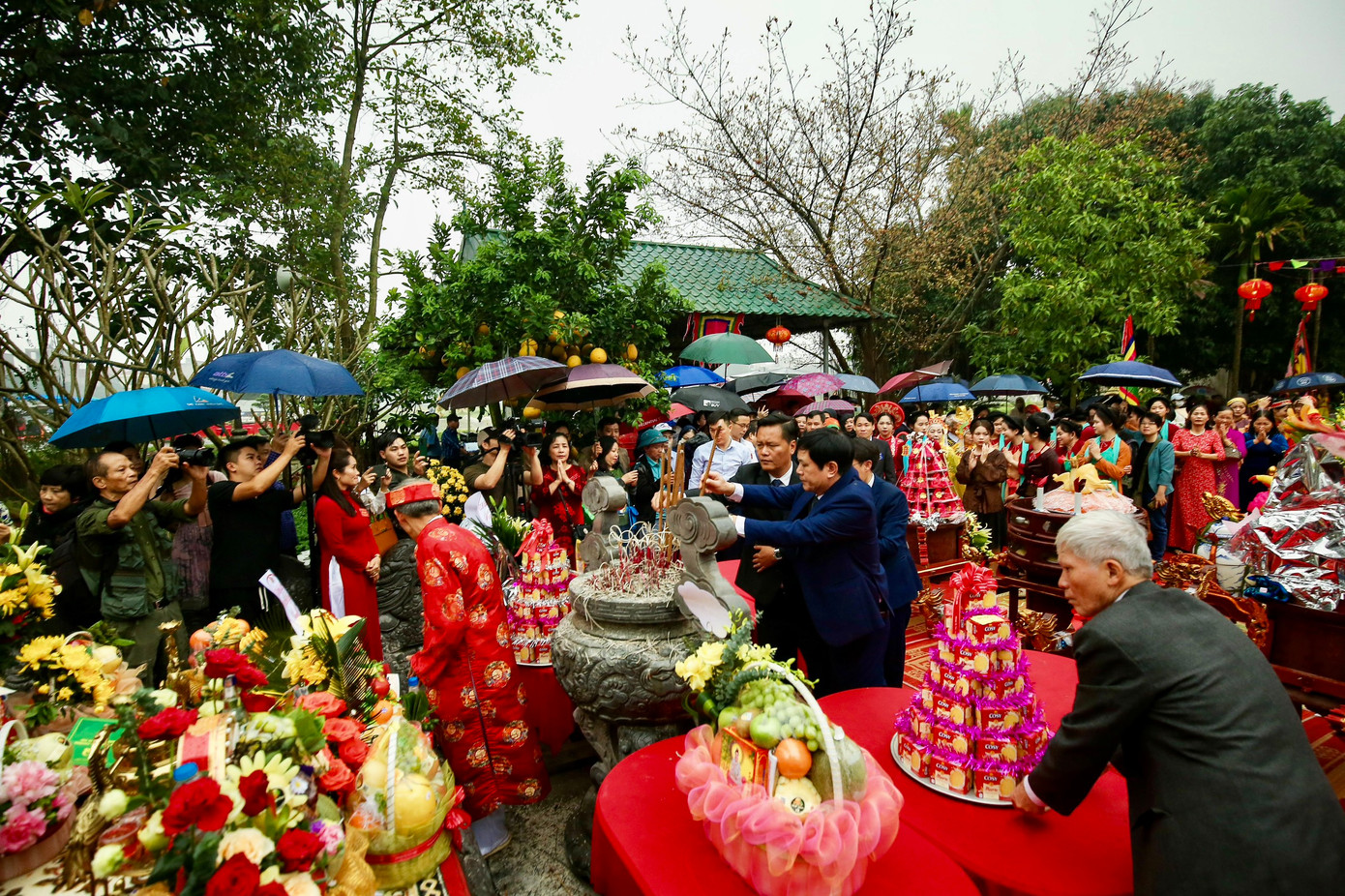 Điều đặc biệt là cho đến nay, tất cả bài hát của nghệ thuật Chèo tàu vẫn được người dân Tân Hội giữ gìn nguyên vẹn lời ca cổ. Dù trải qua bao thăng trầm của lịch sử, có lúc tưởng chừng như mai một, đến này những điệu Chèo tàu Tổng Gối mỗi khi được cất lên vẫn có một sức hút mãnh liệt, khiến lòng người say đắm.