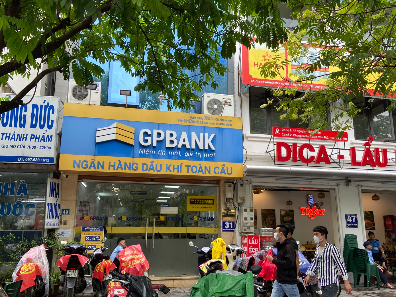 Một địa điểm nhưng có tới 2 số nhà