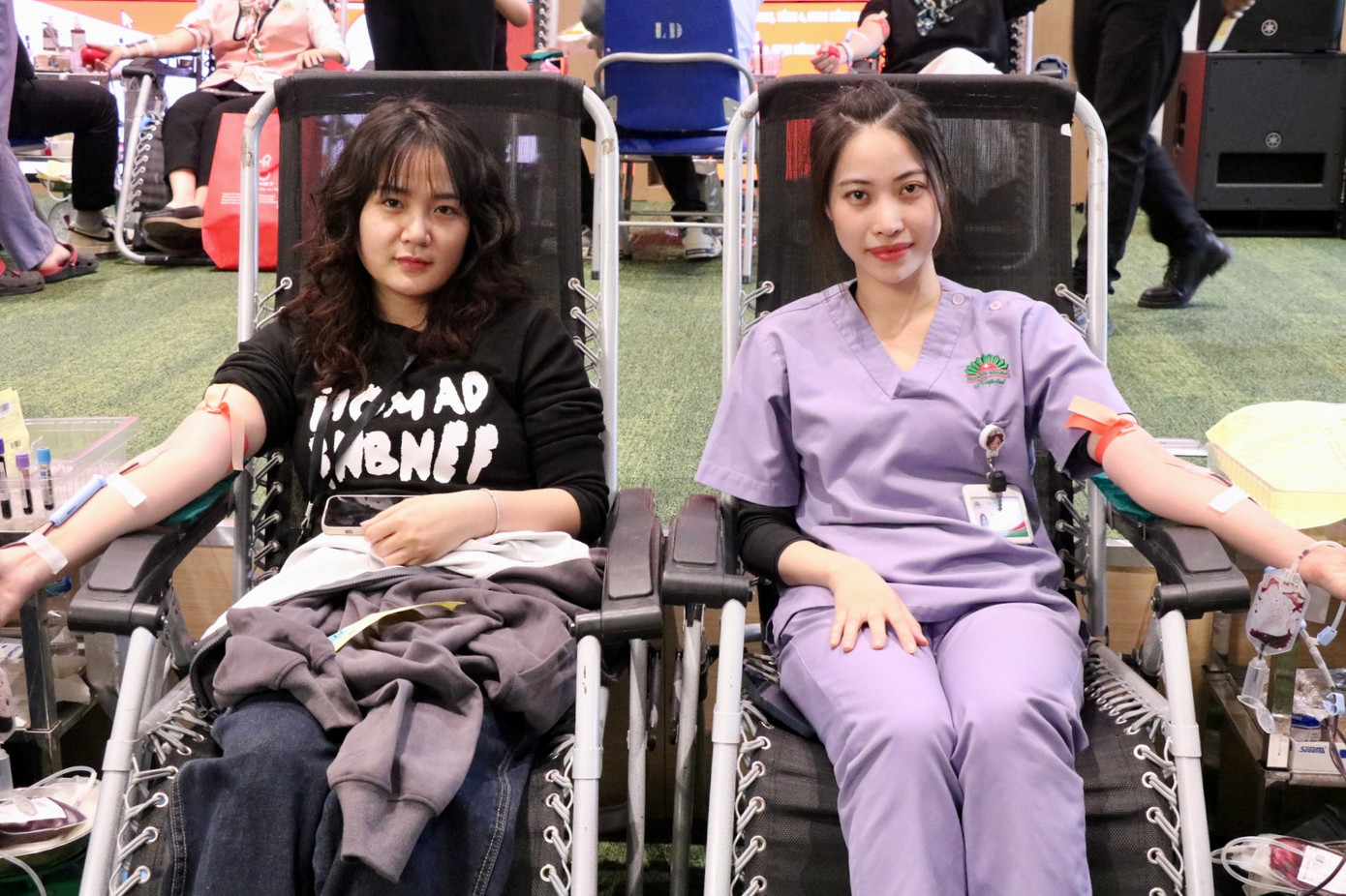 "Phong trào hiến máu cứu người là truyền thống của Bệnh viện Đa khoa Hồng Ngọc và cả tập đoàn. Với tinh thần tương thân tương ái, hoạt động được bệnh viện tổ chức hằng năm và đây cũng là hành động thiết thực, ý nghĩa nhằm chia sẻ tình yêu thương đối với những người bệnh", bác sĩ Hoàng Tân Cương chia sẻ.