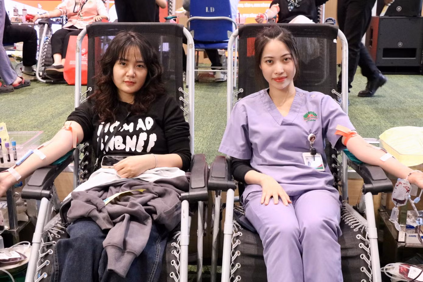 "Phong trào hiến máu cứu người là truyền thống của Bệnh viện Đa khoa Hồng Ngọc và cả tập đoàn. Với tinh thần tương thân tương ái, hoạt động được bệnh viện tổ chức hằng năm và đây cũng là hành động thiết thực, ý nghĩa nhằm chia sẻ tình yêu thương đối với những người bệnh", bác sĩ Hoàng Tân Cương chia sẻ.