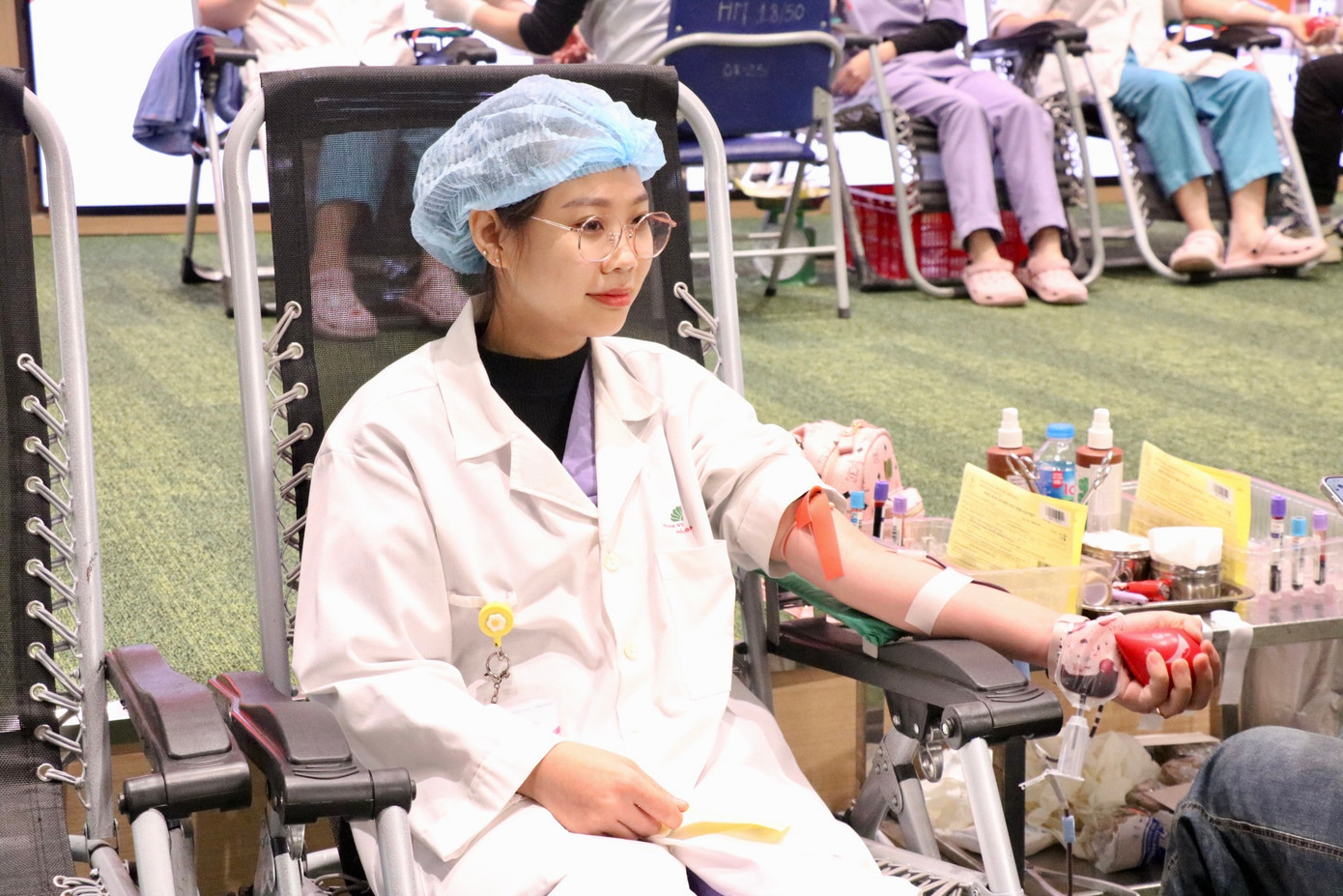 Thông qua hiến máu tình nguyện, các y bác sĩ muốn tạo sự đoàn kết, tương thân tương ái của chiến sĩ áo trắng, đồng thời lan tỏa thông điệp tới mọi người về hoạt động hiến máu tình nguyện, góp phần đảm bảo lượng máu đáp ứng yêu cầu trong cấp cứu và điều trị bệnh.