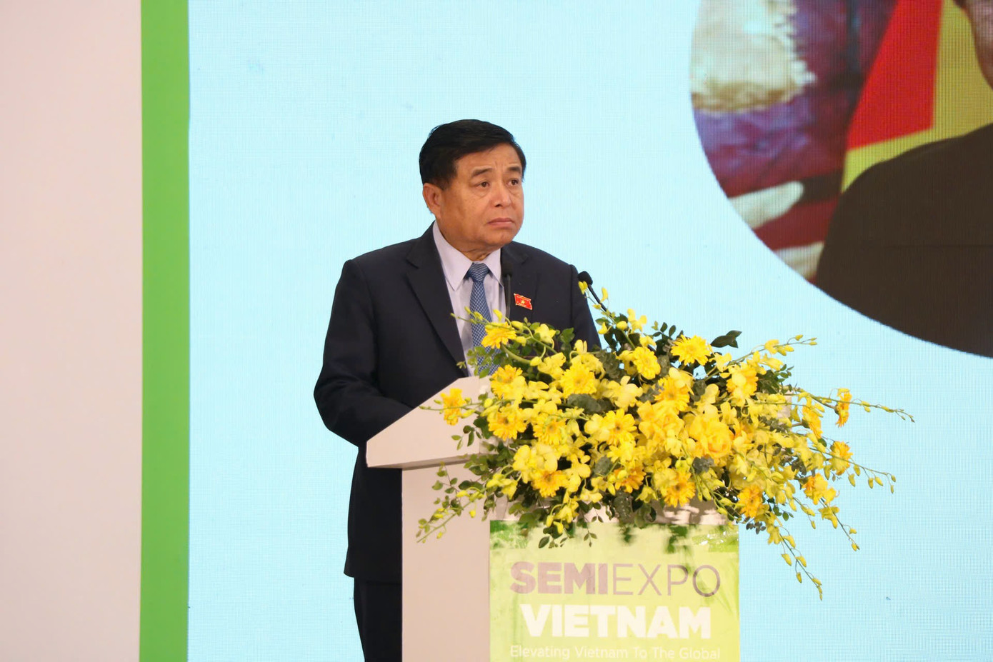 Bộ trưởng Bộ Kế hoạch và Đầu tư Nguyễn Chí Dũng phát biểu khai mạc triển lãm. Bộ trưởng Bộ Kế hoạch và Đầu tư Nguyễn Chí Dũng phát biểu khai mạc triển lãm.