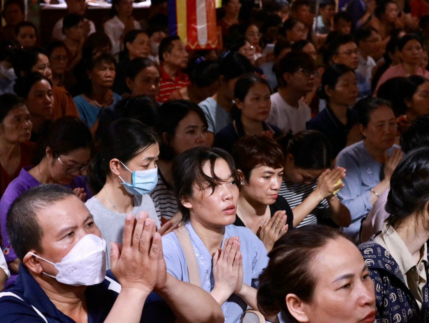 Vẫn như thông lệ hằng năm, chùa Phúc Khánh (quận Đống Đa, Hà Nội) lại tổ chức hàng loạt các hoạt động trong dịp lễ Vu Lan trong những ngày cận Rằm tháng 7 Âm lịch thu hút người dân Thủ đô cùng với du khách thập phương, phật tử đến tham dự.