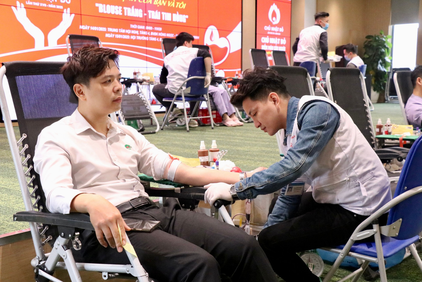 Thông qua hiến máu tình nguyện, các y bác sĩ muốn tạo sự đoàn kết, tương thân tương ái của chiến sĩ áo trắng, đồng thời lan tỏa thông điệp tới mọi người về hoạt động hiến máu tình nguyện, góp phần đảm bảo lượng máu đáp ứng yêu cầu trong cấp cứu và điều trị bệnh.