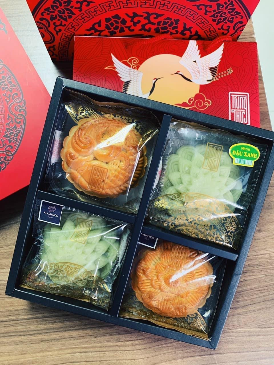 Sự đa dạng về mẫu mã, màu sắc giúp người mua hàng có thêm sự lựa chọn khi mua sắm Sự đa dạng về mẫu mã, màu sắc giúp người mua hàng có thêm sự lựa chọn khi mua sắm