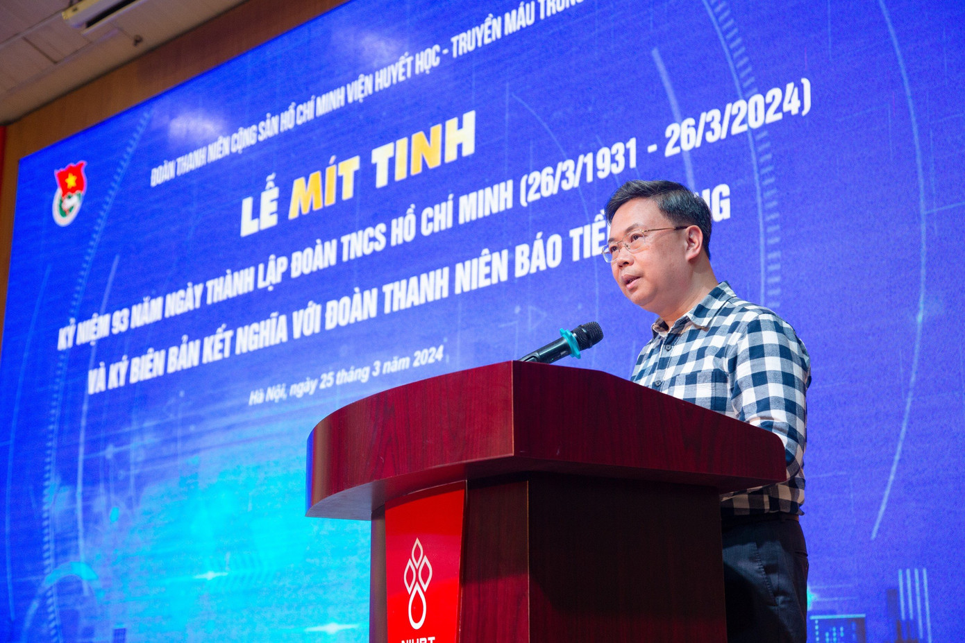PGS.TS. Nguyễn Hà Thanh - Viện trưởng Viện Huyết học – Truyền máu TW phát biểu chúc mừng những thành công và dấu ấn của tuổi trẻ Viện trong 40 năm thành lập và phát triển Viện.