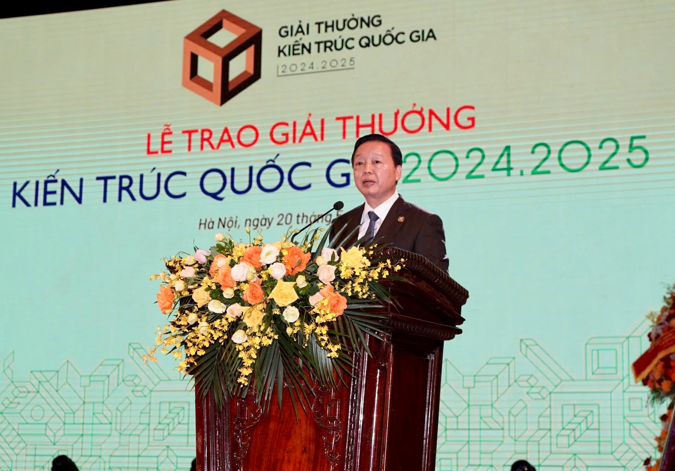 Phó Thủ tướng Trần Hồng Hà phát biểu tại Lễ trao Giải thưởng Kiến trúc Quốc gia 2024 - 2025. Phó Thủ tướng Trần Hồng Hà phát biểu tại Lễ trao Giải thưởng Kiến trúc Quốc gia 2024 - 2025.