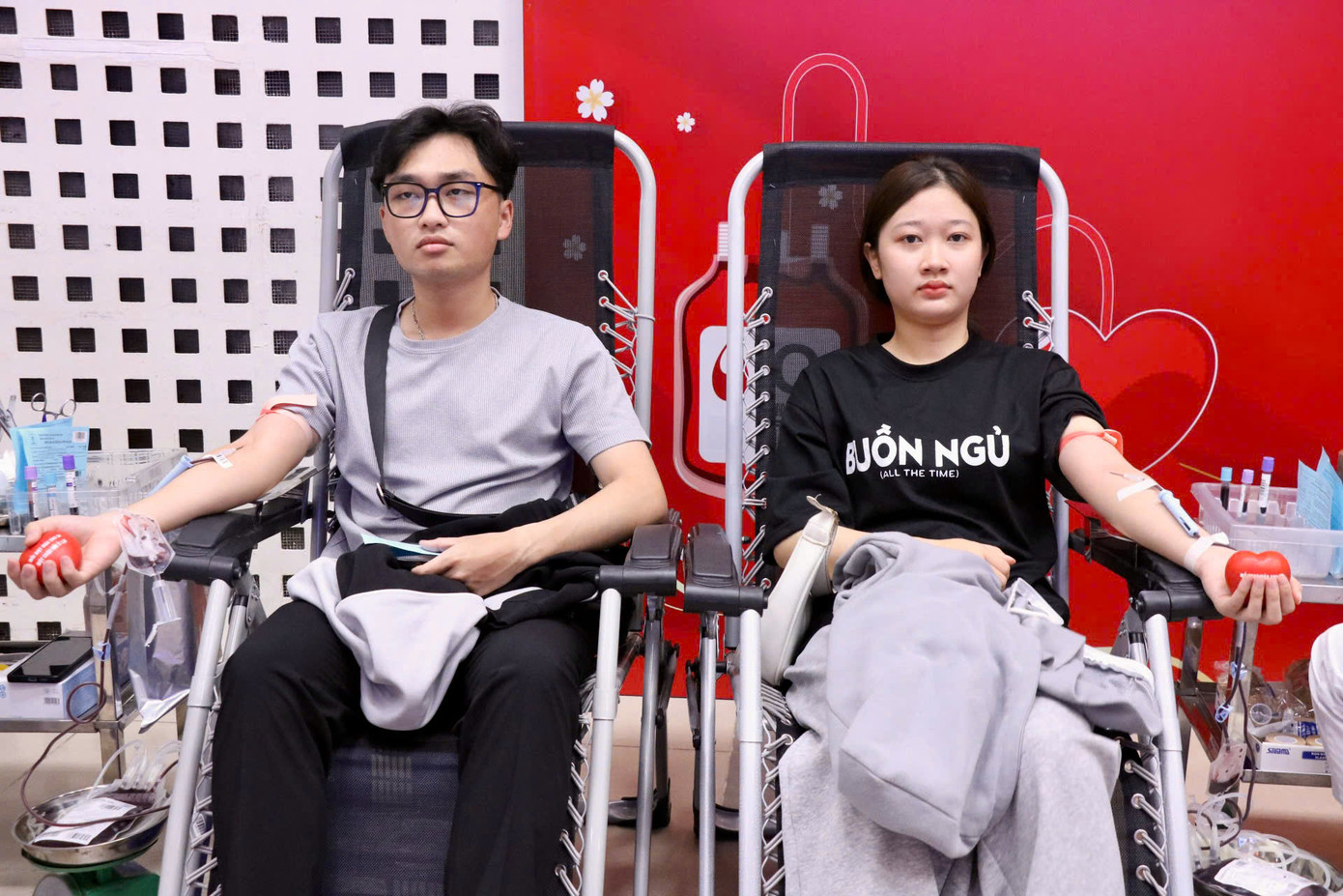 Hiến máu vì nghĩa cử cao đẹp "mỗi giọt máu cho đi, một cuộc đời ở lại".