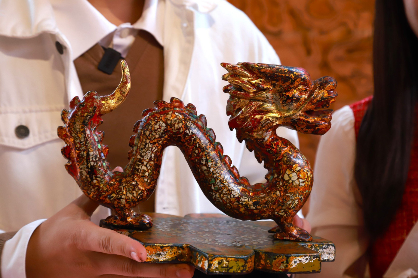 Tạo tác rồng độc bản trong bộ sưu tập 1.000 tác phẩm đón năm Giáp Thìn 2024.