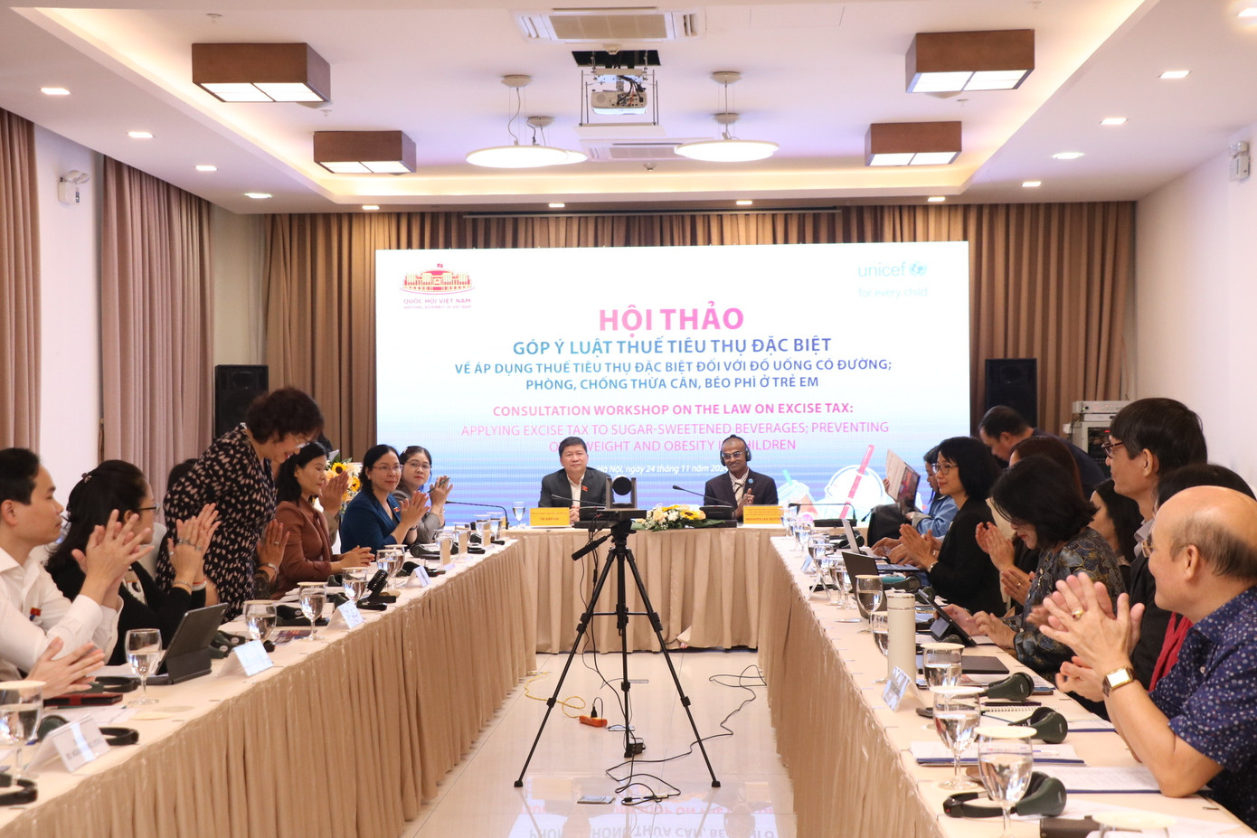 Toàn cảnh hội thảo.