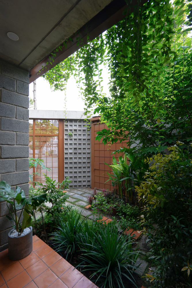 Các khu vực sống được thiết kế đủ đầy và linh hoạt, tạo sự cân bằng giữa đời sống vật chất và tinh thần, đồng thời duy trì mối quan hệ hài hoà với môi trường xung quanh. Các khu vực sống được thiết kế đủ đầy và linh hoạt, tạo sự cân bằng giữa đời sống vật chất và tinh thần, đồng thời duy trì mối quan hệ hài hoà với môi trường xung quanh.