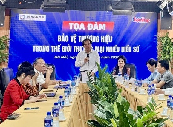 Toạ đàm "Bảo vệ thương hiệu trong thế giới thương mại nhiều biến số", sáng 28/5. Toạ đàm "Bảo vệ thương hiệu trong thế giới thương mại nhiều biến số", sáng 28/5.