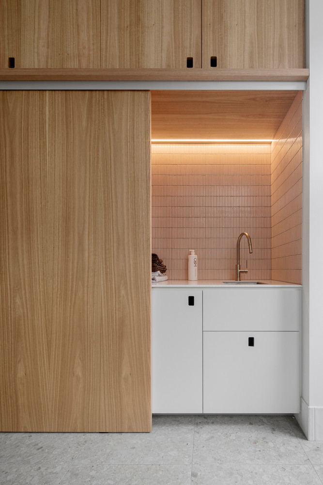 Thiết kế tận dụng tối đa ánh sáng tự nhiên nhưng vẫn đảm bảo sự riêng tư.