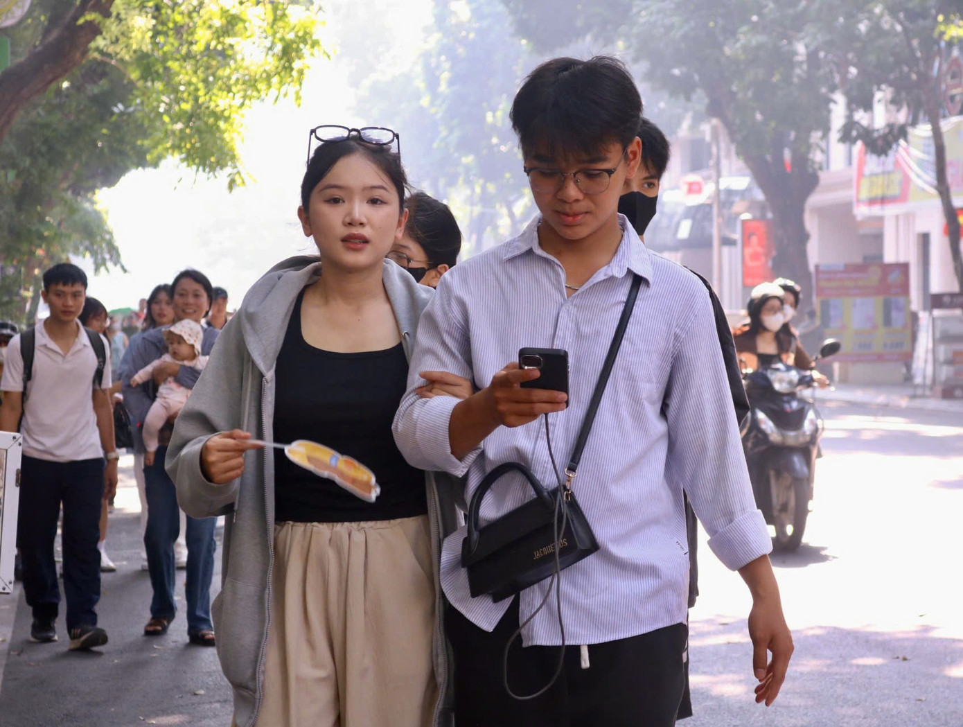 Đây là sự kiện được tổ chức nhân kỷ niệm 70 năm Ngày Giải phóng Thủ đô (10/10/1954 - 10/10/2024) và năm Hà Nội được UNESCO trao danh hiệu "Thành phố vì hòa bình" (16/7/1999 - 16/7/2024).