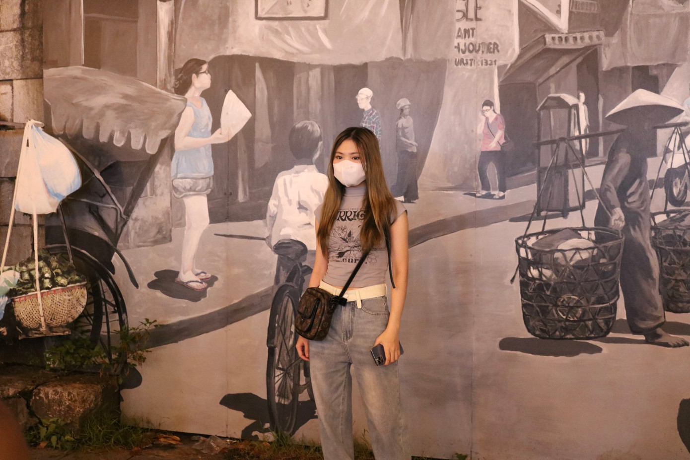 Ở từng ô vòm cầu là một câu chuyện riêng về một Hà Nội xưa, cổ kính và đầy vẻ trầm mặc.