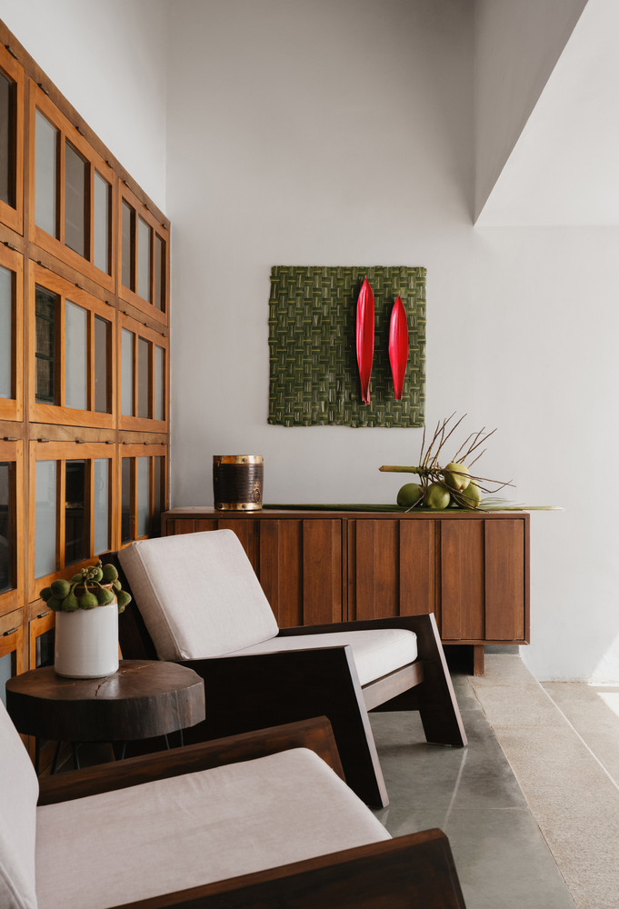 Sự kết hợp giữa yếu tố địa phương, kỹ thuật hiện đại và triết lý sống xanh đã chứng minh rằng một ngôi nhà hoàn toàn có thể "sống cùng thiên nhiên" mà vẫn tiện nghi, hiện đại.