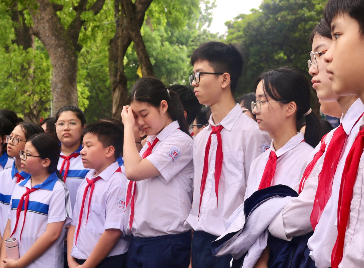 Thông qua hoạt động tham quan thực tế tại triển lãm ảnh, học sinh các trường được mở rộng kiến thức lịch sử dân tộc, từ đó nêu cao tinh thần tự hào, tự tôn dân tộc, phát huy truyền thống yêu nước của bản thân.