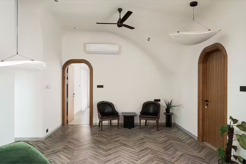 Điểm nhấn của dự án nằm ở chuỗi không gian sinh hoạt chung được cài cắm khéo léo để gắn kết các thành viên.