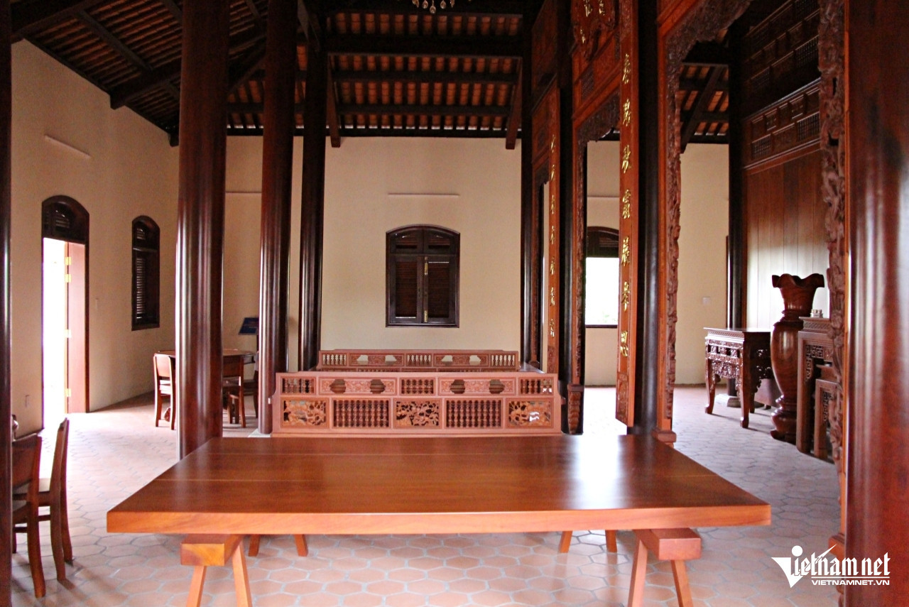 Gian giữa của ngôi nhà. Ảnh: Hà Nguyễn