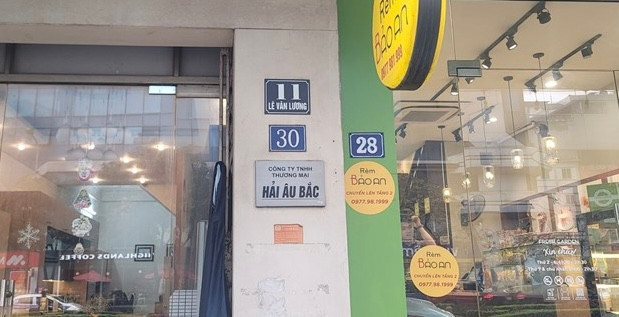 Một nhà nhưng lại có đến 2 số nhà