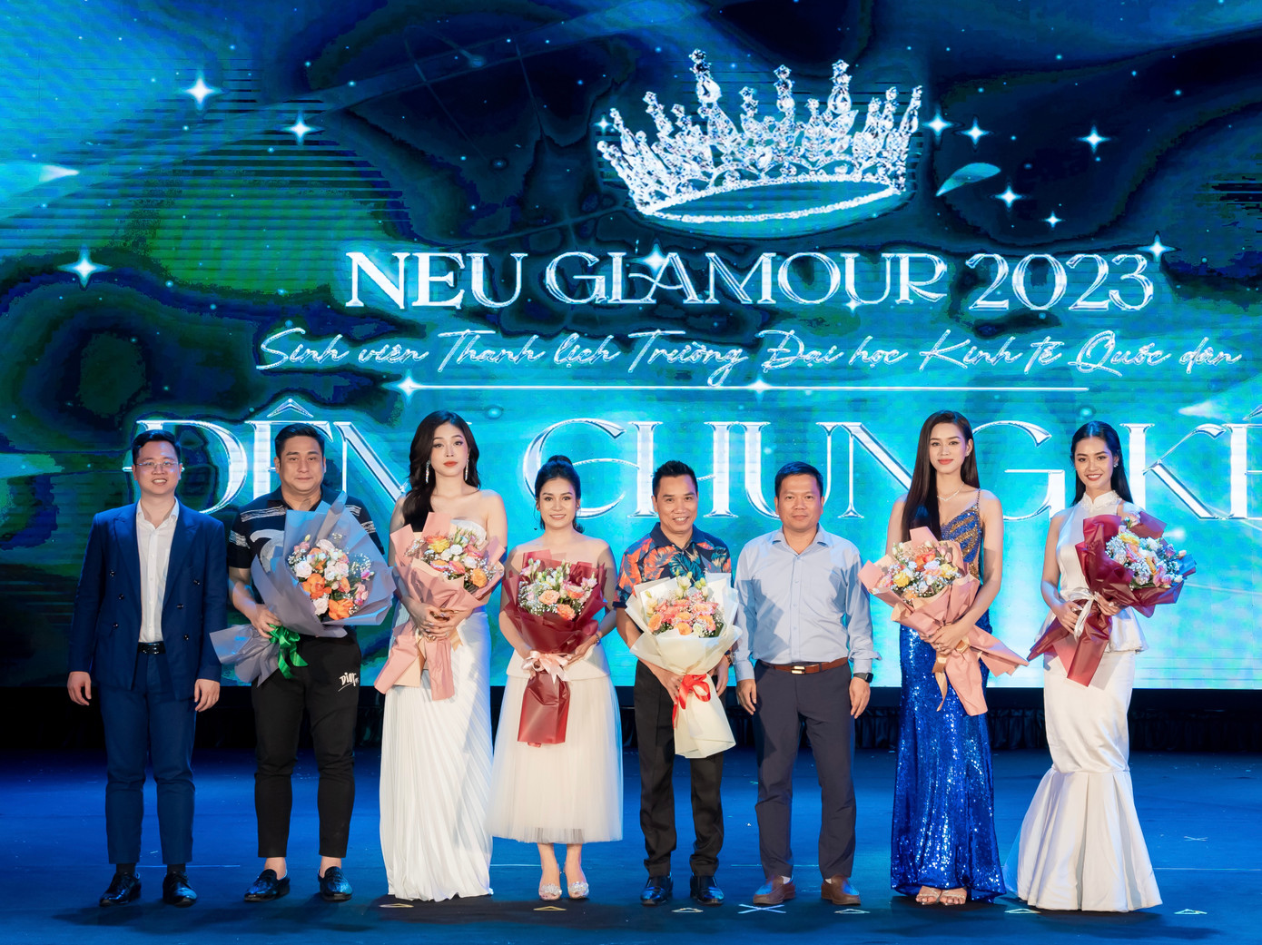 Thành viên ban giám khảo có mặt trong đêm chung kết bao gồm nhà báo Ngô Bá Lục, diễn viên Nguyễn Minh Tiệp, Hoa hậu Đỗ Thị Hà, Á hậu Bùi Phương Nga, MC Thanh Mai và Hoa hậu Nông Thúy Hằng.