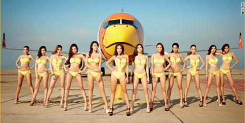 Nok Air gây shock với dàn tiếp viên mặc bikini chụp hình quảng cáo