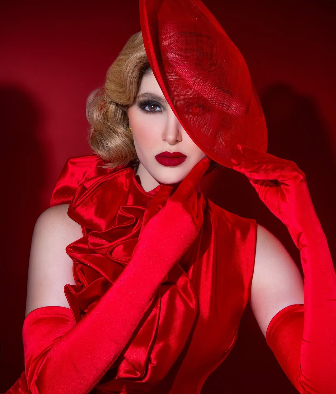 Cô cũng tham dự cuộc thi Miss World Venezuela 2024 nhưng bất ngờ phải ra về trắng tay khiến nhiều người bất ngờ. Stephany Abasali được đánh cao bởi kỹ năng trình diễn chuyên nghiệp và khả năng giao tiếp, ứng xử trôi chảy bằng tiếng Anh.