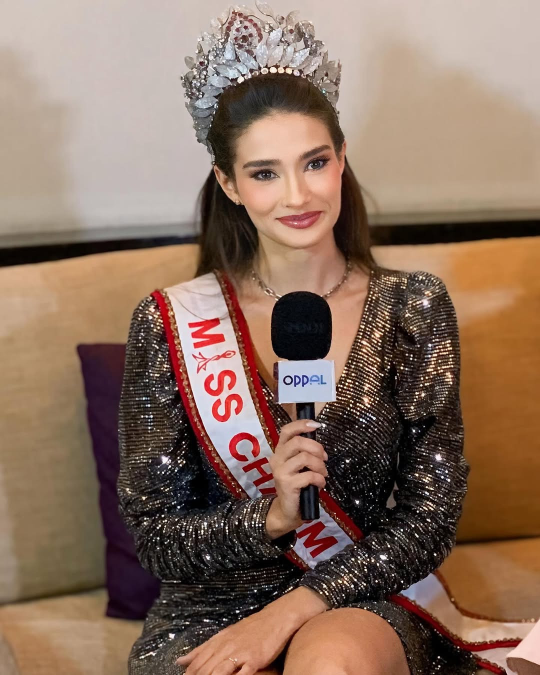 Ngoài ra, cô cũng làm khách mời tại đêm chung kết Miss Universe São Paulo, Miss Santa Catarina Supranational và cuộc thi Hoa hậu Mỹ Latinh tổ chức ở Bolivia...