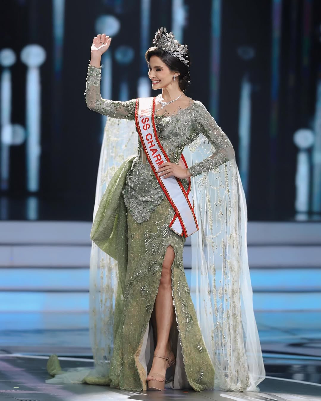 Thỉnh thoảng, người đẹp nhận lời làm khách mời tại chung kết các cuộc thi sắc đẹp. Hồi tháng 3, Luma Russo xuất hiện trong chung kết Puteri Indonesia 2024 để trao vương miện cho Miss Charm Indonesia 2024.