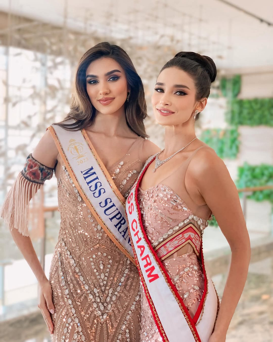 Luma Russo hội ngộ Hoa hậu Siêu quốc gia 2023 Andrea Aguilera ở Indonesia. So với Luma, Andrea có nhiệm kỳ bận rộn, được xem là Hoa hậu Siêu quốc gia thành công nhất lịch sử. Sau khi đăng quang, Andrea đã đi công tác gần 20 quốc gia.