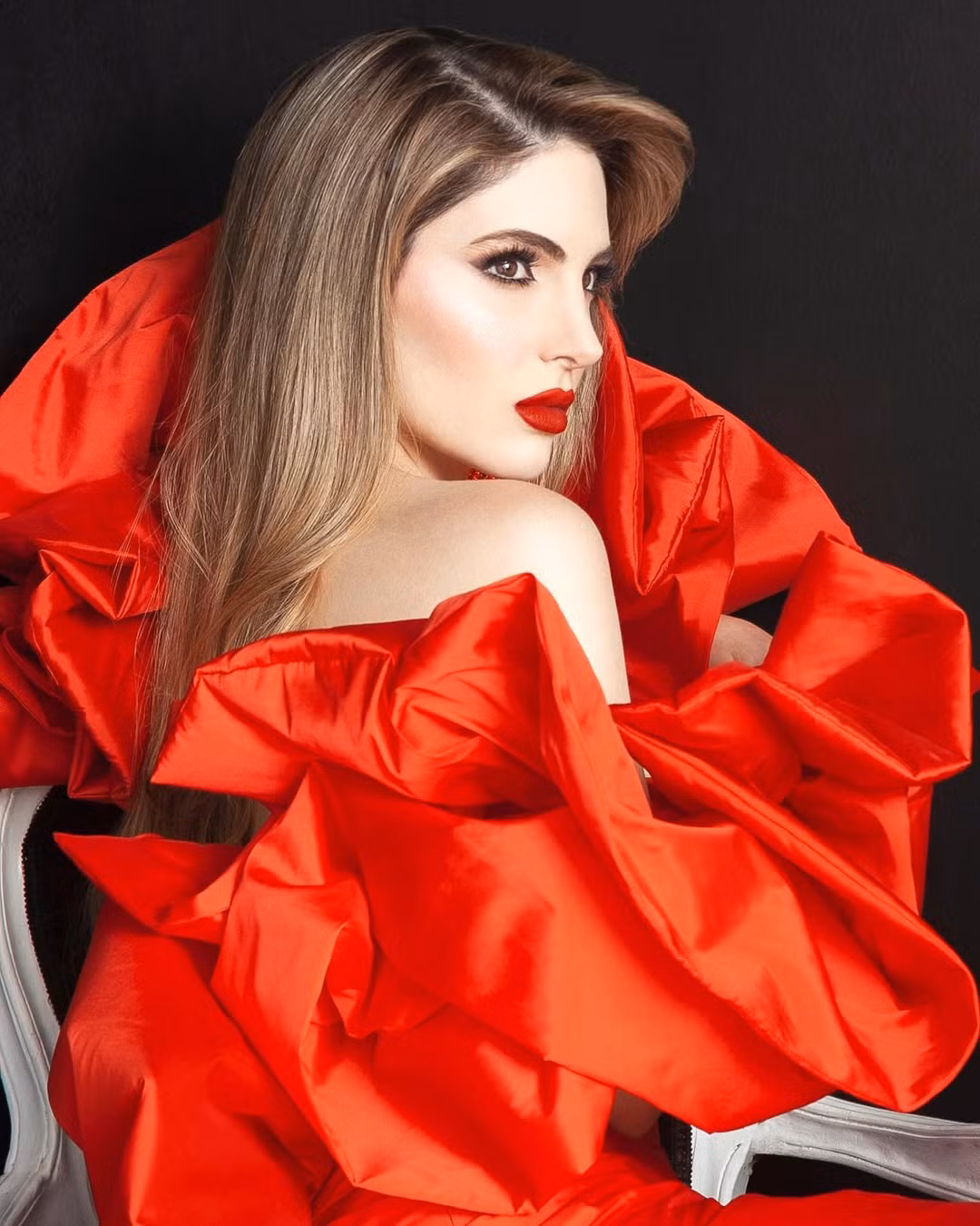 Tại cuộc thi Miss World Venezuela 2024, cô giành được giải phụ Làn da đẹp nhất. Ngay sau đó, người đẹp đăng ký tham dự Hoa hậu Venezuela 2024 và được khán giả đánh giá cao.