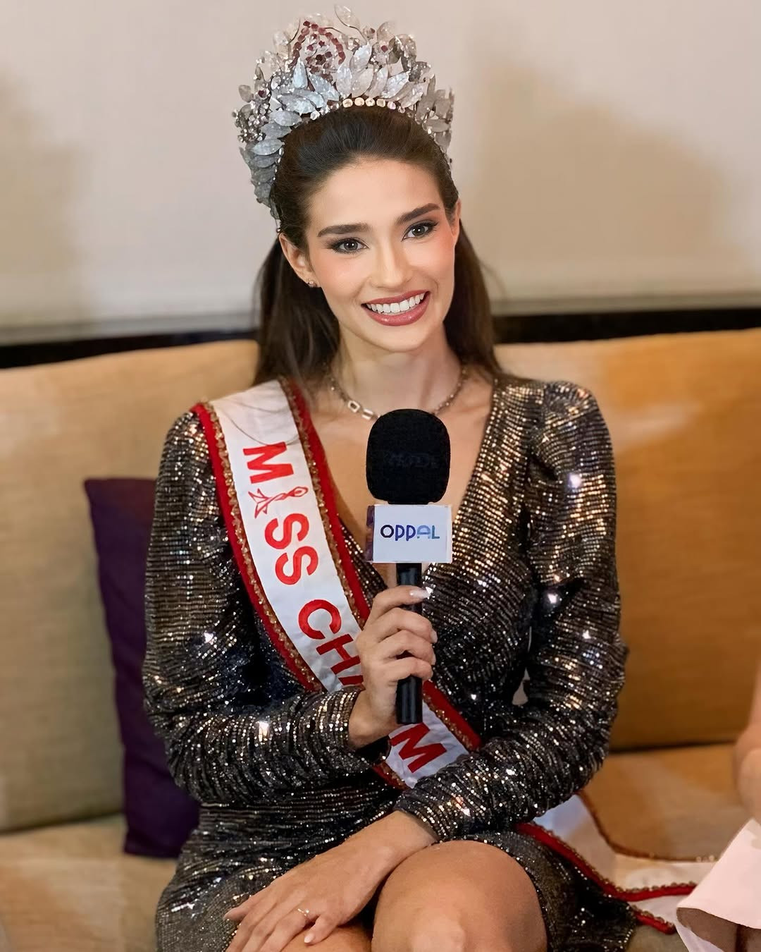 Ngoài ra, cô cũng làm khách mời tại đêm chung kết Miss Universe São Paulo, Miss Santa Catarina Supranational và cuộc thi Hoa hậu Mỹ Latinh tổ chức ở Bolivia...