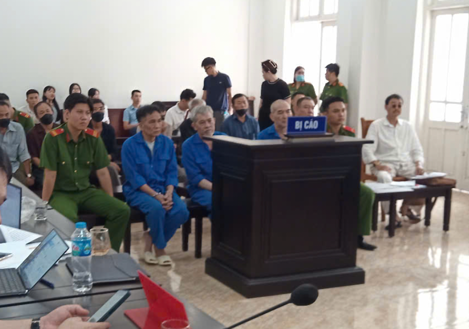 Nhóm bị cáo tại toà. Nhóm bị cáo tại toà.