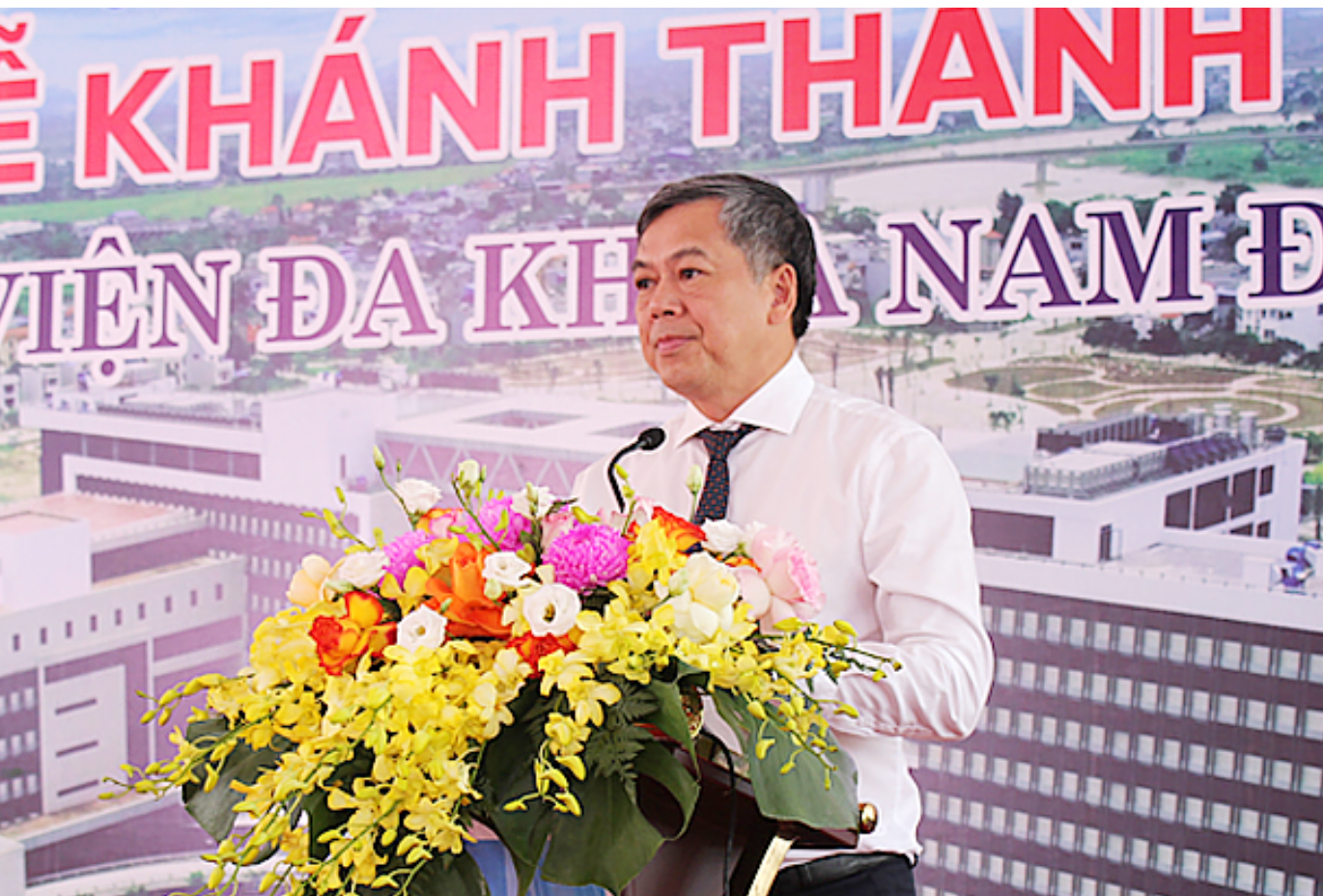 Ông Trần Lê Đoài, Phó Chủ tịch UBND tỉnh phát biểu tại Lễ khánh thành Bệnh viện Đa khoa Nam Định. Ông Trần Lê Đoài, Phó Chủ tịch UBND tỉnh phát biểu tại Lễ khánh thành Bệnh viện Đa khoa Nam Định.