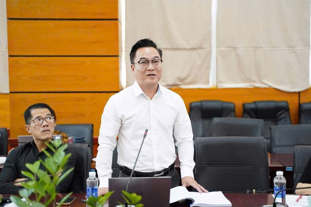 Tiến sĩ Luật sư Ngô Ngọc Diễm. Tiến sĩ Luật sư Ngô Ngọc Diễm.