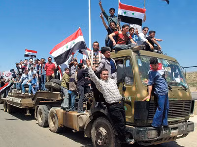 Người dân và quân đội Syria hân hoan