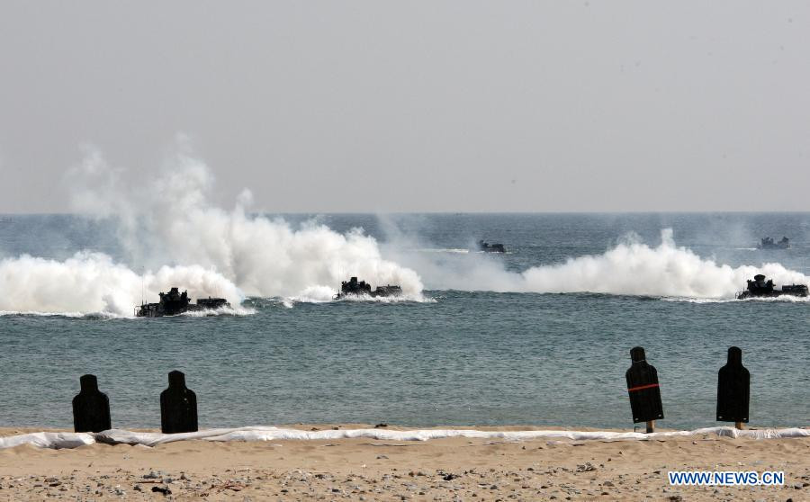 Bãi biển Pohang, Hàn Quốc là địa điểm đợt diễn tập đổ bộ của binh lính Mỹ-Hàn