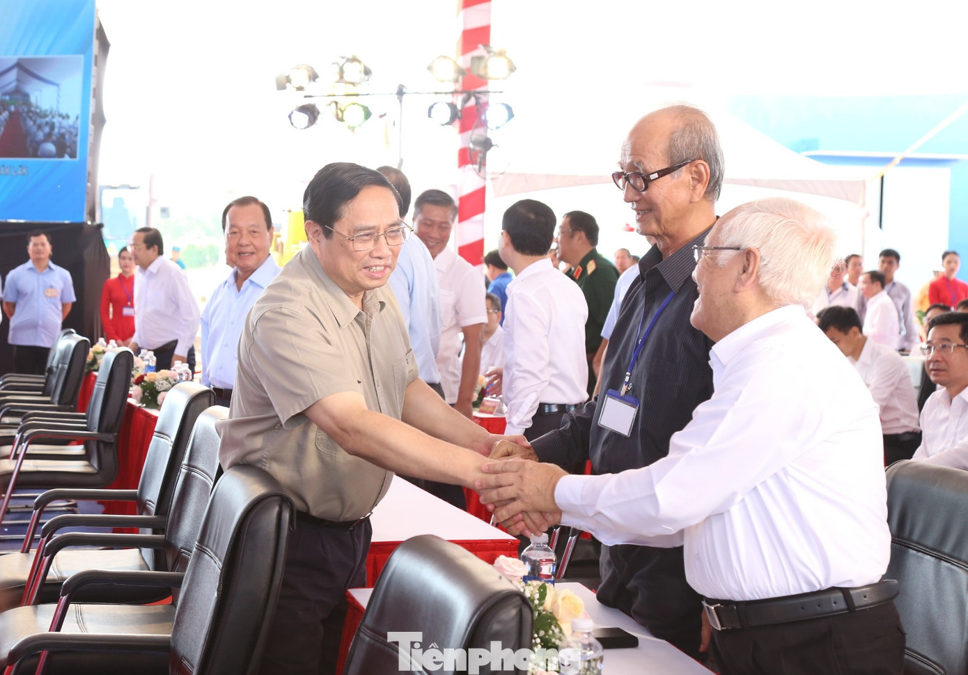 Thủ tướng Phạm Minh Chính đến dự lễ khởi công dự án đầu tư xây dựng đường Vành đai 3 TPHCM. Ảnh: NGÔ TÙNG Thủ tướng Phạm Minh Chính đến dự lễ khởi công dự án đầu tư xây dựng đường Vành đai 3 TPHCM. Ảnh: NGÔ TÙNG