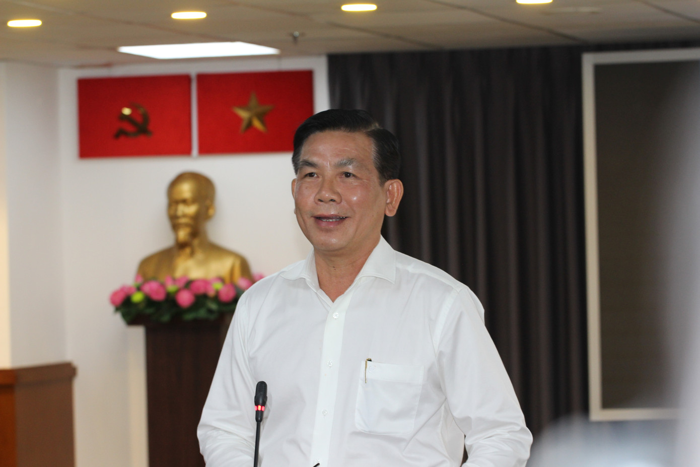 Ông Lương Minh Phúc - Giám đốc Ban Quản lý dự án đầu tư xây dựng các công trình giao thông TPHCM, thông tin tại buổi họp báo. (Ảnh: Thành Nhân) Ông Lương Minh Phúc - Giám đốc Ban Quản lý dự án đầu tư xây dựng các công trình giao thông TPHCM, thông tin tại buổi họp báo. (Ảnh: Thành Nhân)