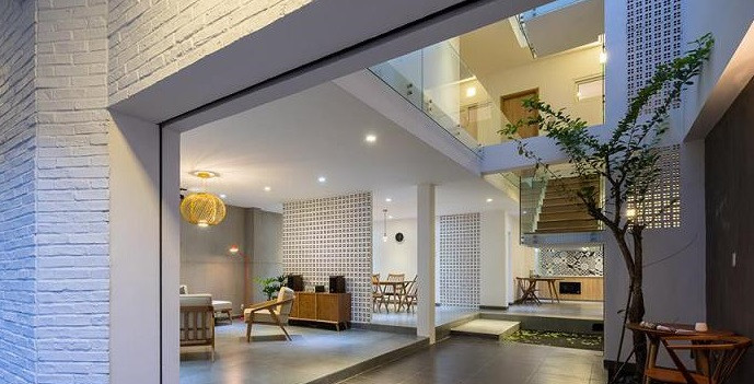 Mê mẩn nhà phố 2 tầng có giếng trời đẹp hút mắt ảnh 3