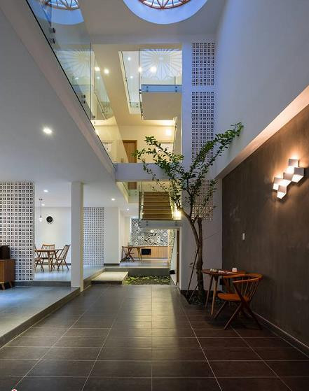Mê mẩn nhà phố 2 tầng có giếng trời đẹp hút mắt ảnh 7