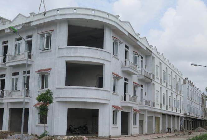 Kỷ luật loạt cán bộ cấp sổ đỏ 'tùy tiện', dân chung cư sống như thời bao cấp ảnh 5