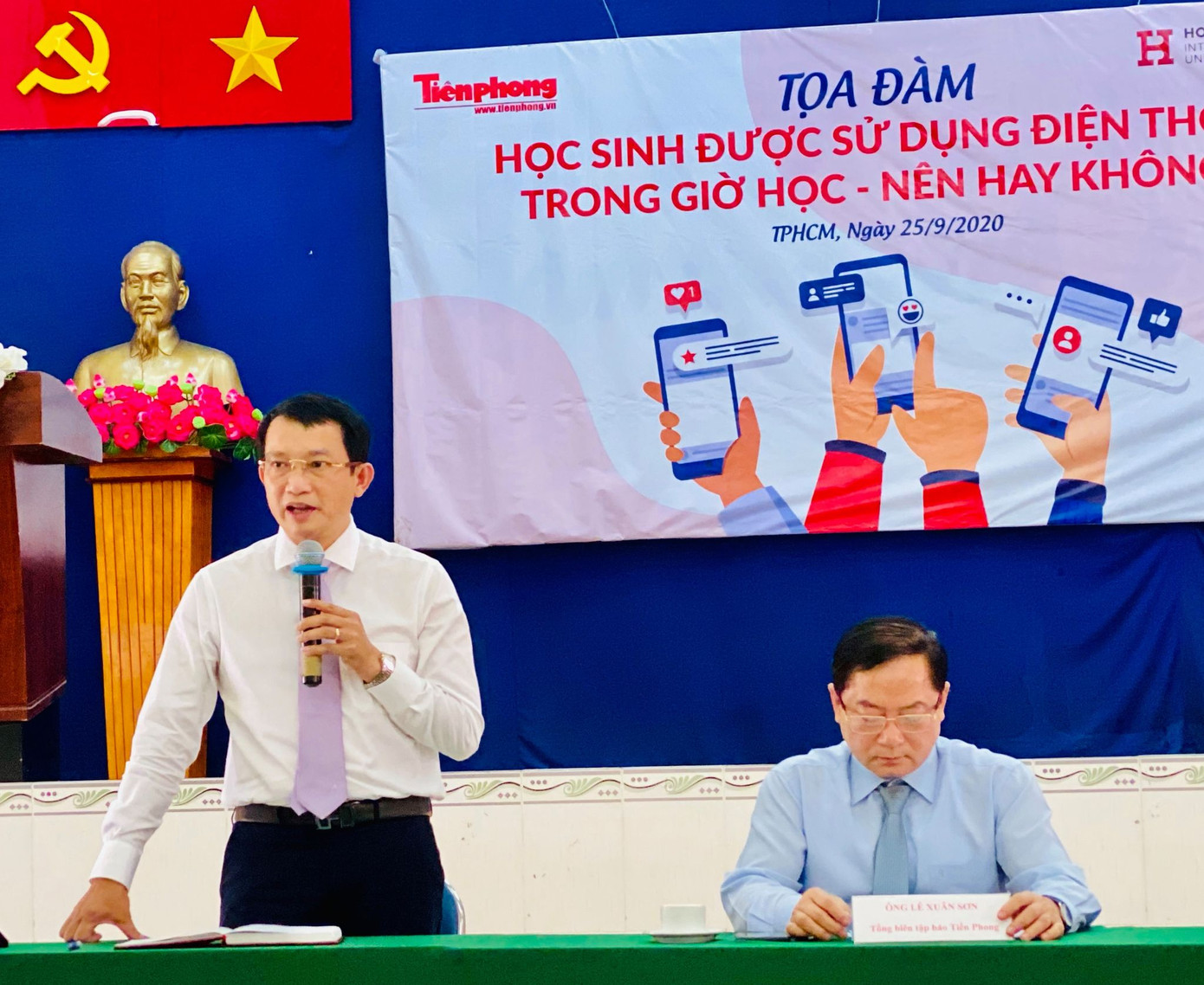 Báo Tiền Phong tổ chức tọa đàm: Học sinh được sử dụng điện thoại- Nên hay không? ảnh 7