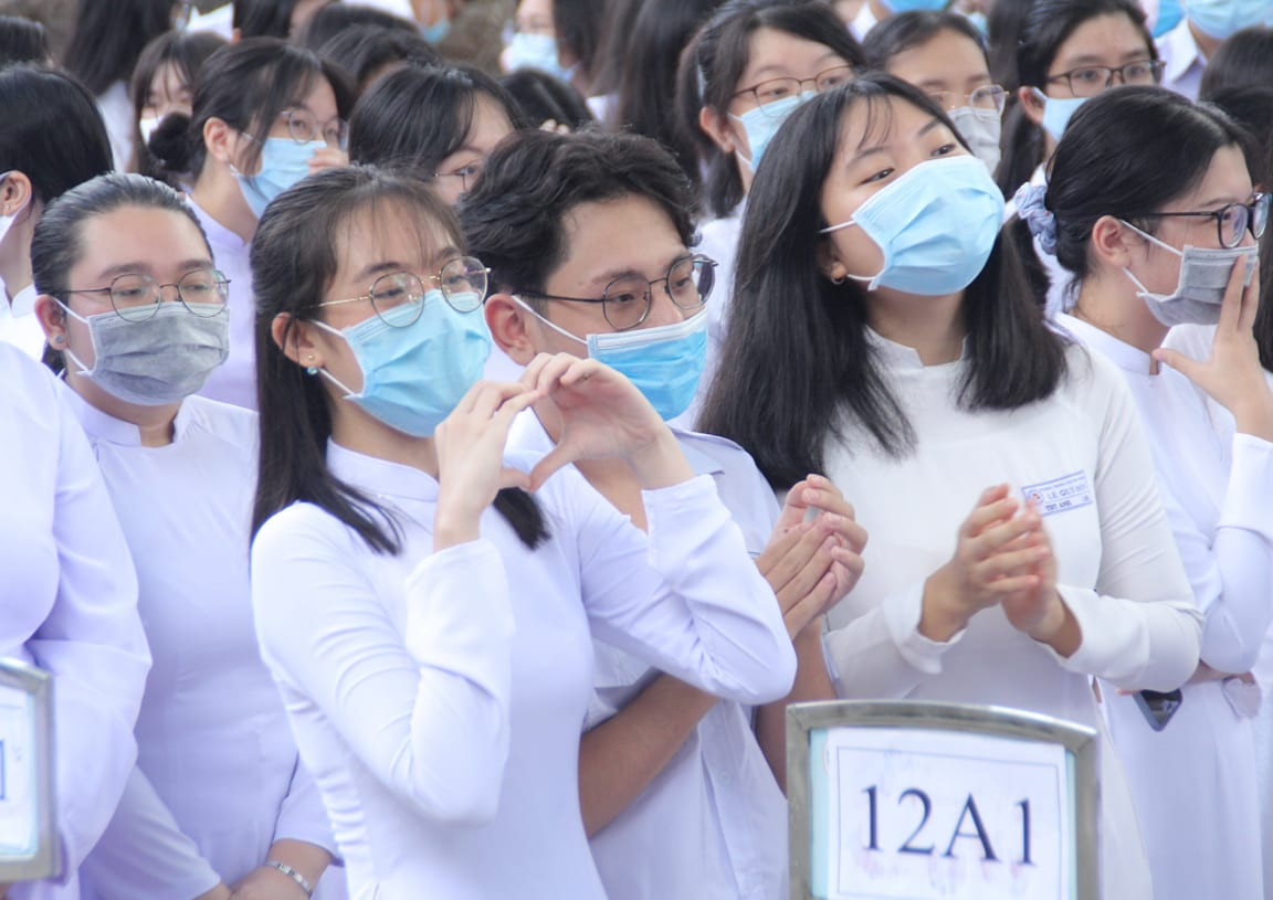 Lễ khai giảng đặc biệt trong mùa COVID-19: Nơi trực tuyến, nơi khai giảng trong lớp học ảnh 48