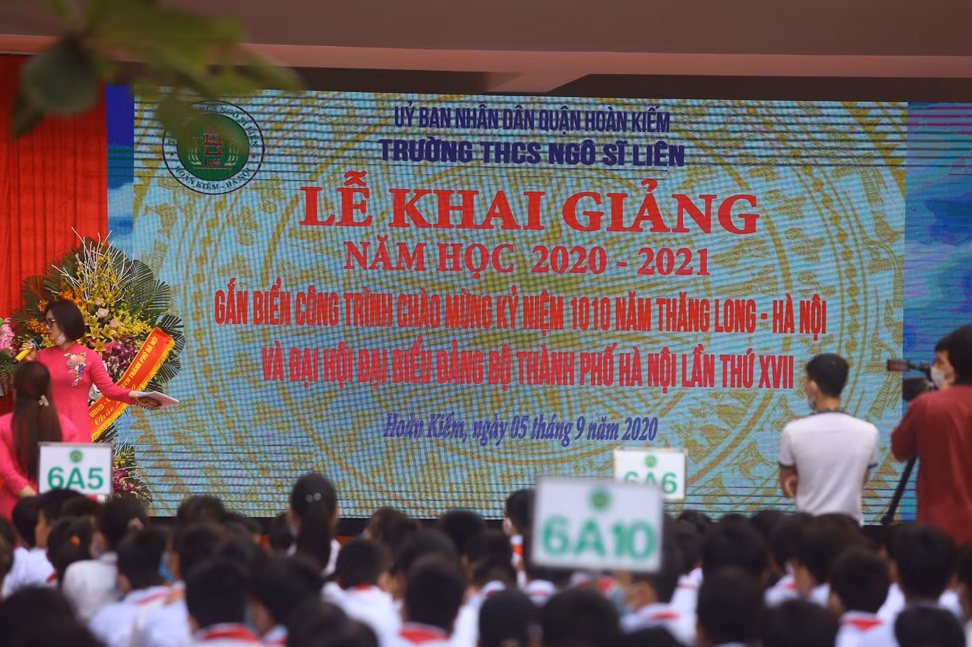Lễ khai giảng đặc biệt trong mùa COVID-19: Nơi trực tuyến, nơi khai giảng trong lớp học ảnh 54