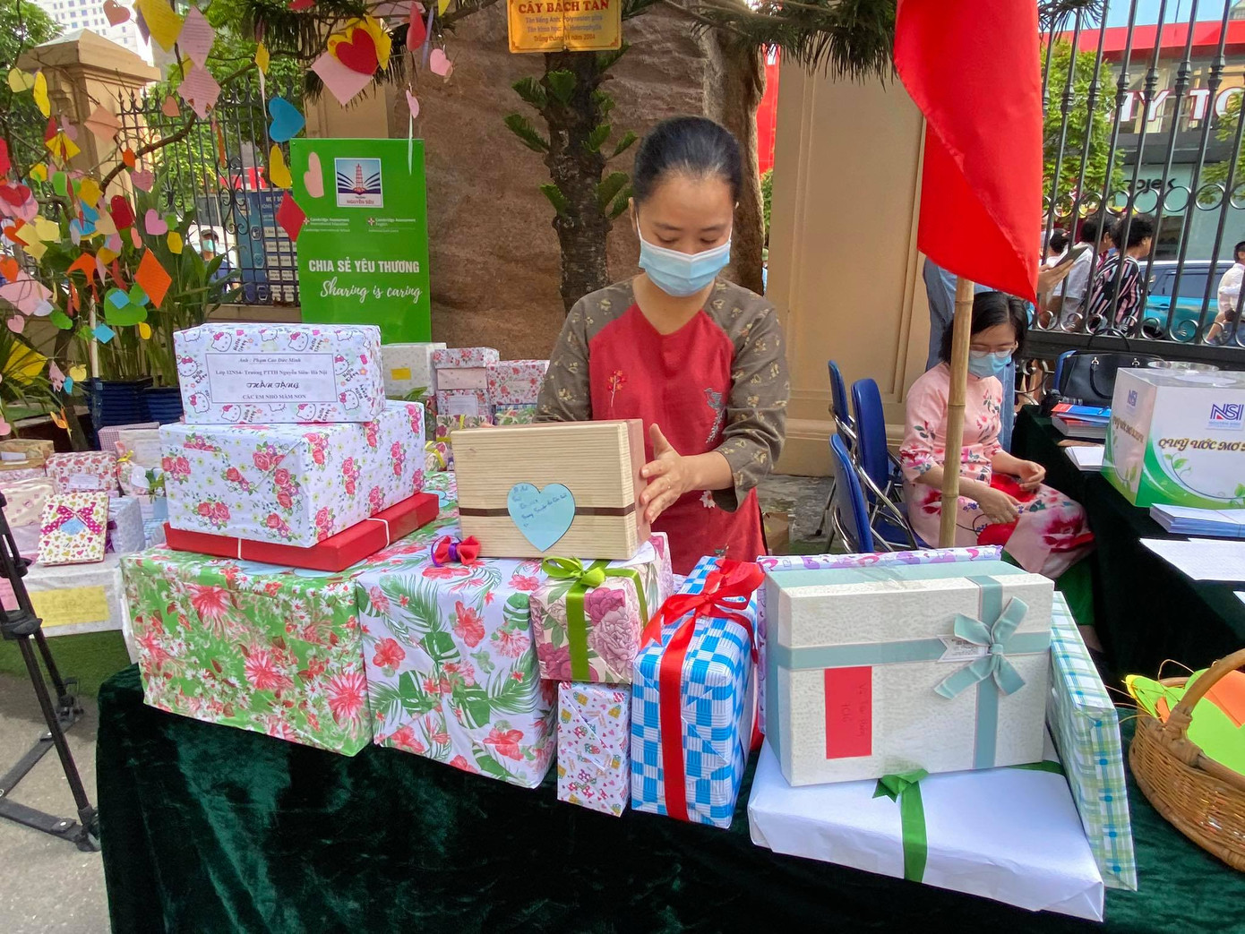 Lễ khai giảng đặc biệt trong mùa COVID-19: Nơi trực tuyến, nơi khai giảng trong lớp học ảnh 88