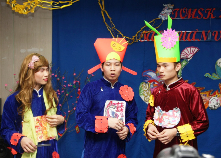 Táo đời sống với nhiệm vụ phản ảnh những vấn đề cầm nhầm đồ đạc, vệ sinh nơi công cộng, an toàn cháy nổ