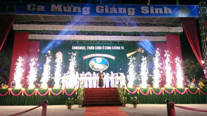 TƯỜNG THUẬT: Giới trẻ tưng bừng đón Giáng sinh ảnh 84