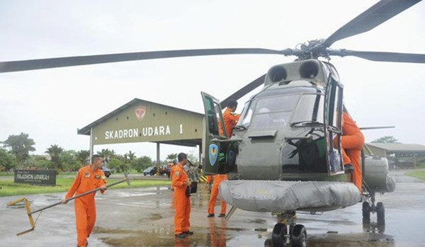 [LIVE] Tạm dừng tìm kiếm máy bay AirAsia do trời tối ảnh 6
